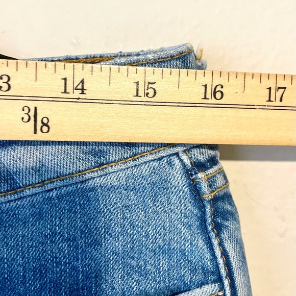 Free People SZ 28 Mini Jean Skirt Wild Rose Embroidered Studded Fray Distressed - Picture 7 of 7